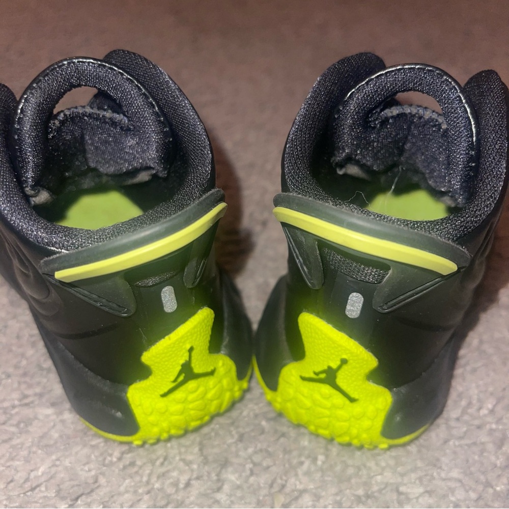 Jordan Kids Black and Neon Green Sneakers